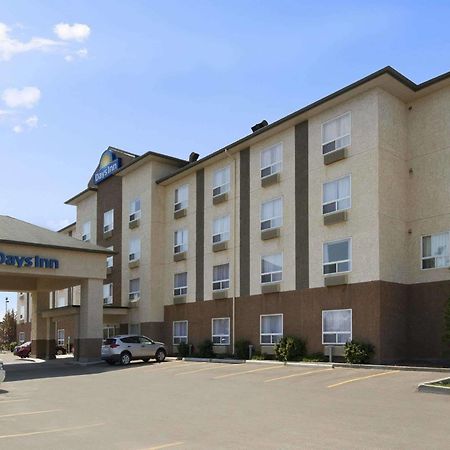 Days Inn By Wyndham Edmonton South Экстерьер фото